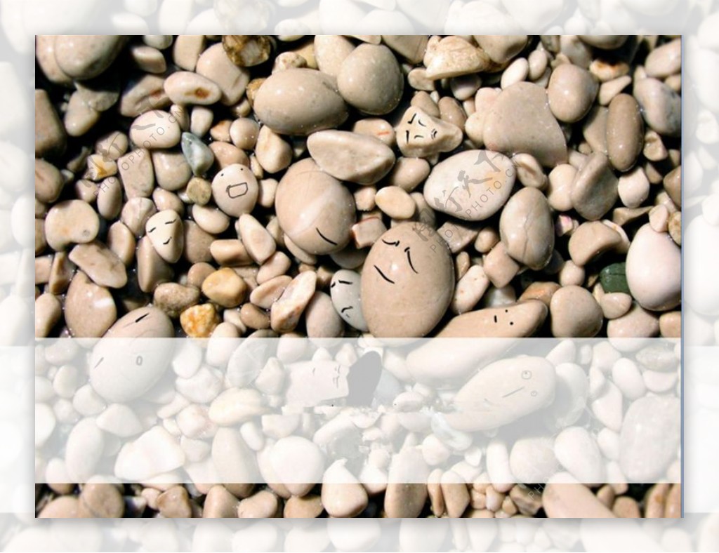 浪漫沙滩可爱石头主题ppt模板