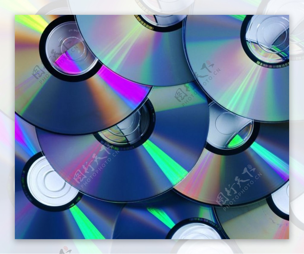 现在仍然有人回收DVD旧光盘，为什么？废旧光盘究竟有什么价值？_塑料_垃圾_污染