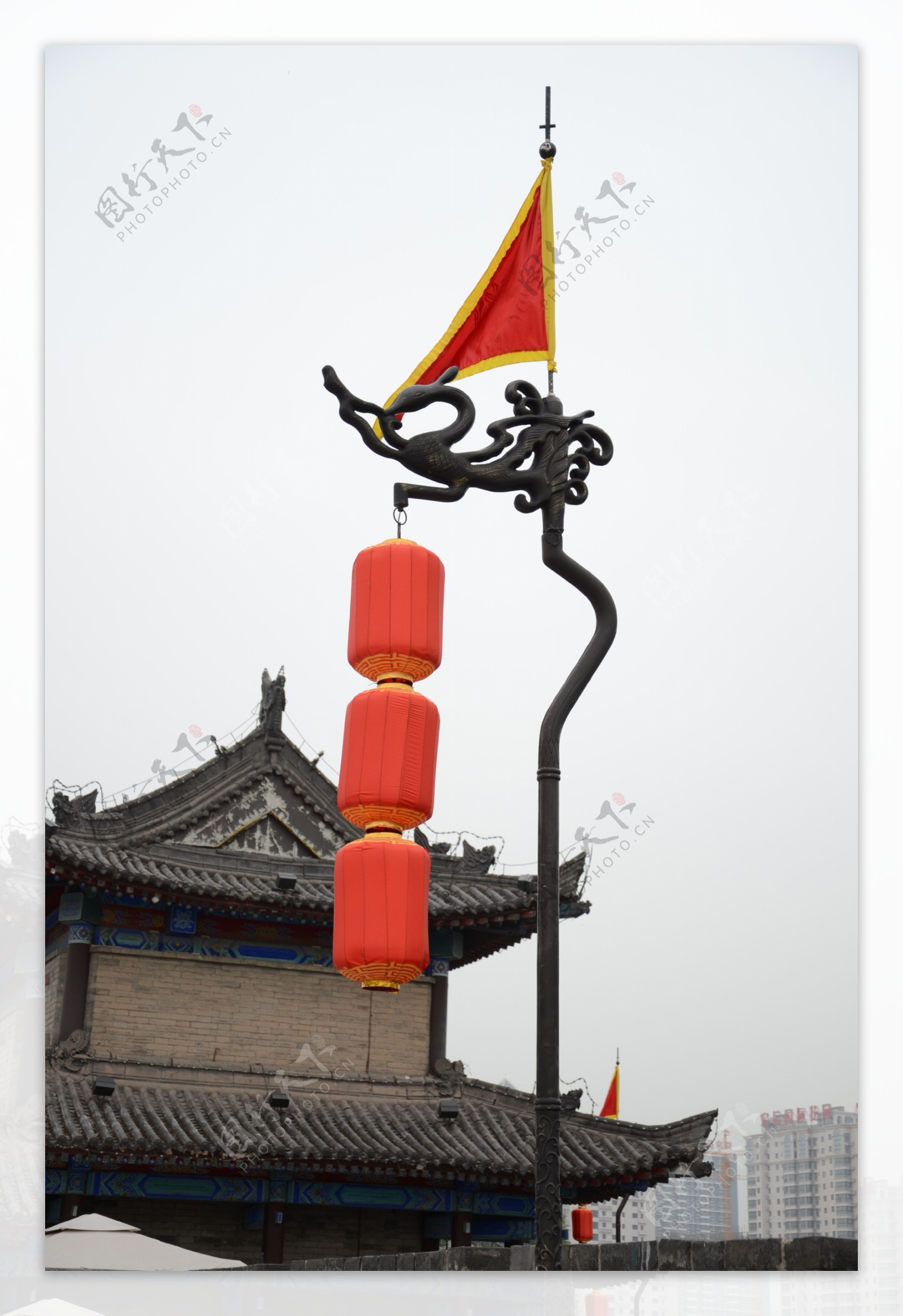 西安城墙灯柱图片
