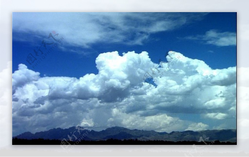 云朵飘飘之十二图片