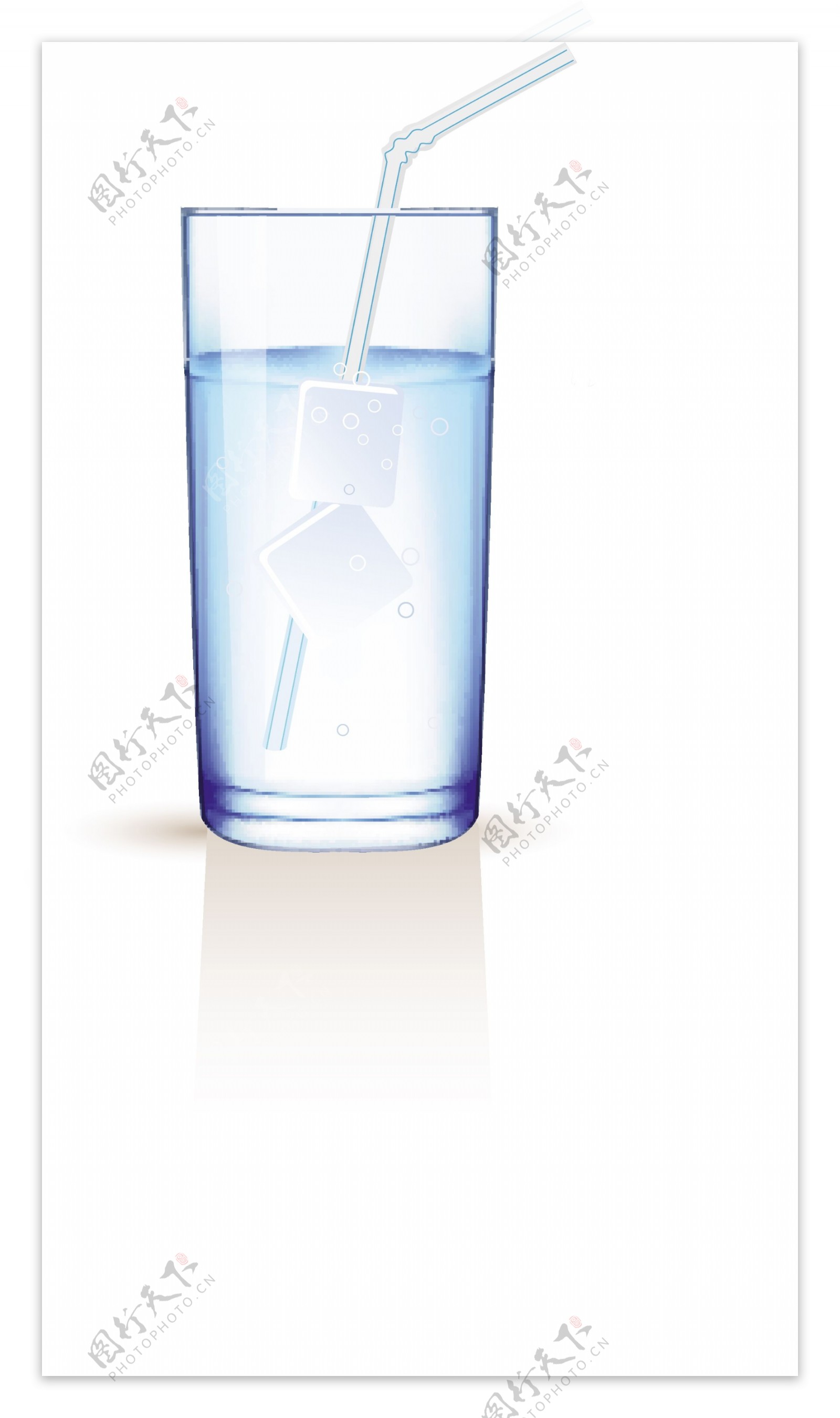 水的玻璃杯