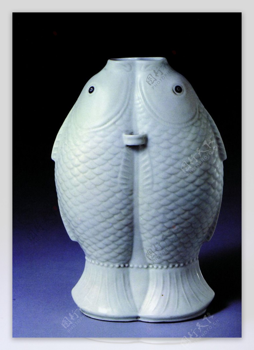 鱼形瓷器图片