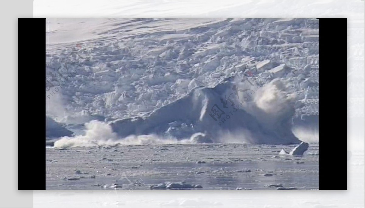 南极雪山上的冰块