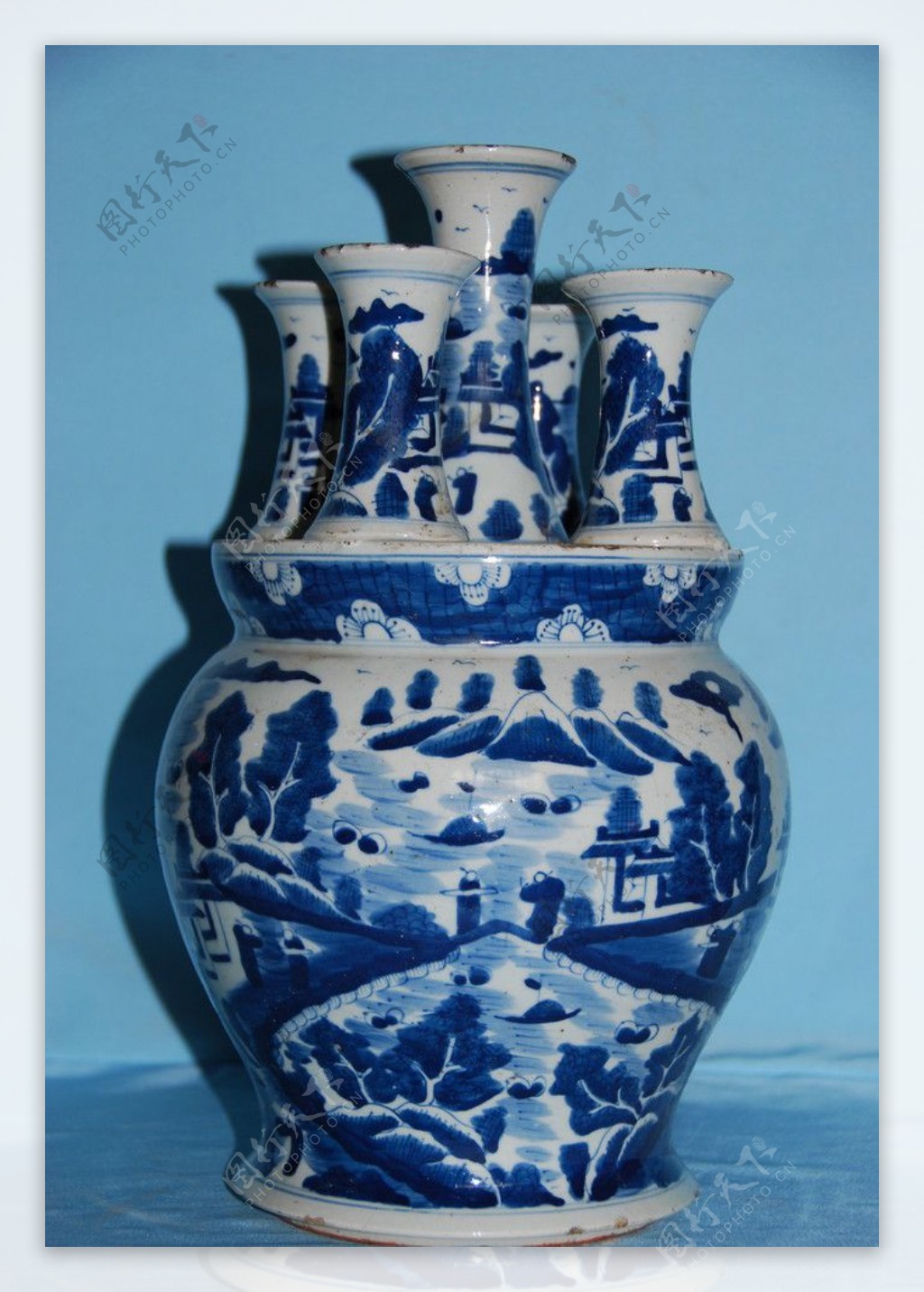 中国传统青花瓷瓷器图片