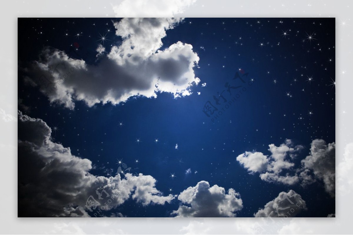 夜空星光云彩图片