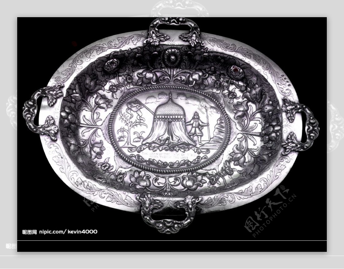 古典银器银盘图片