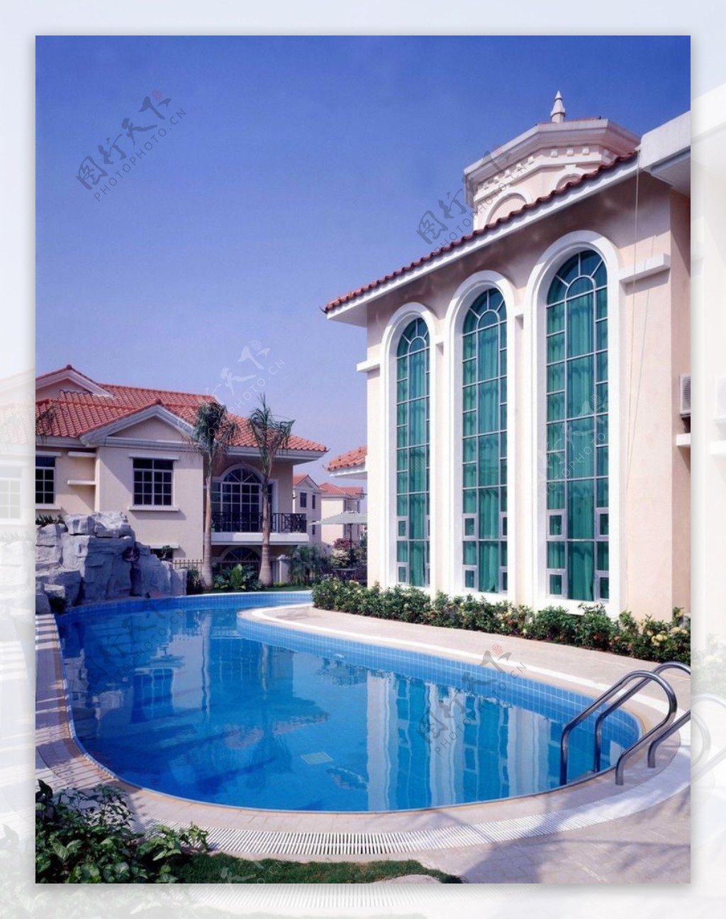 欧式建筑泳池图片