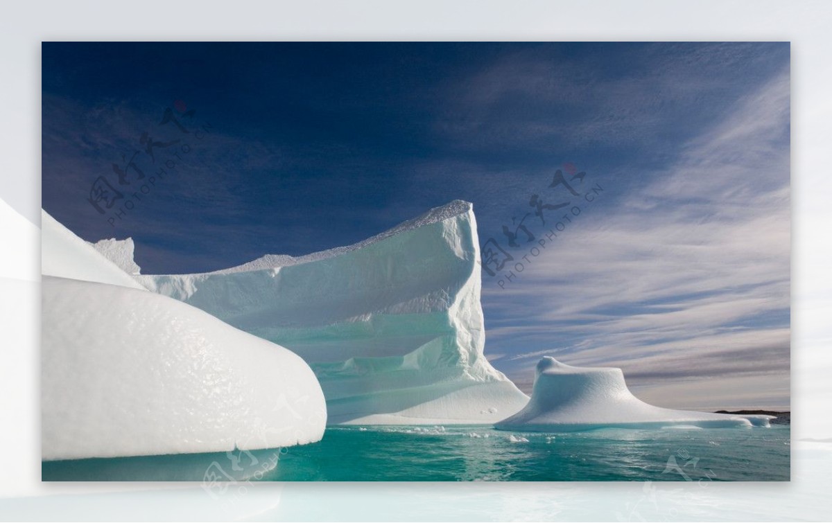 北极冰山冰冻图片