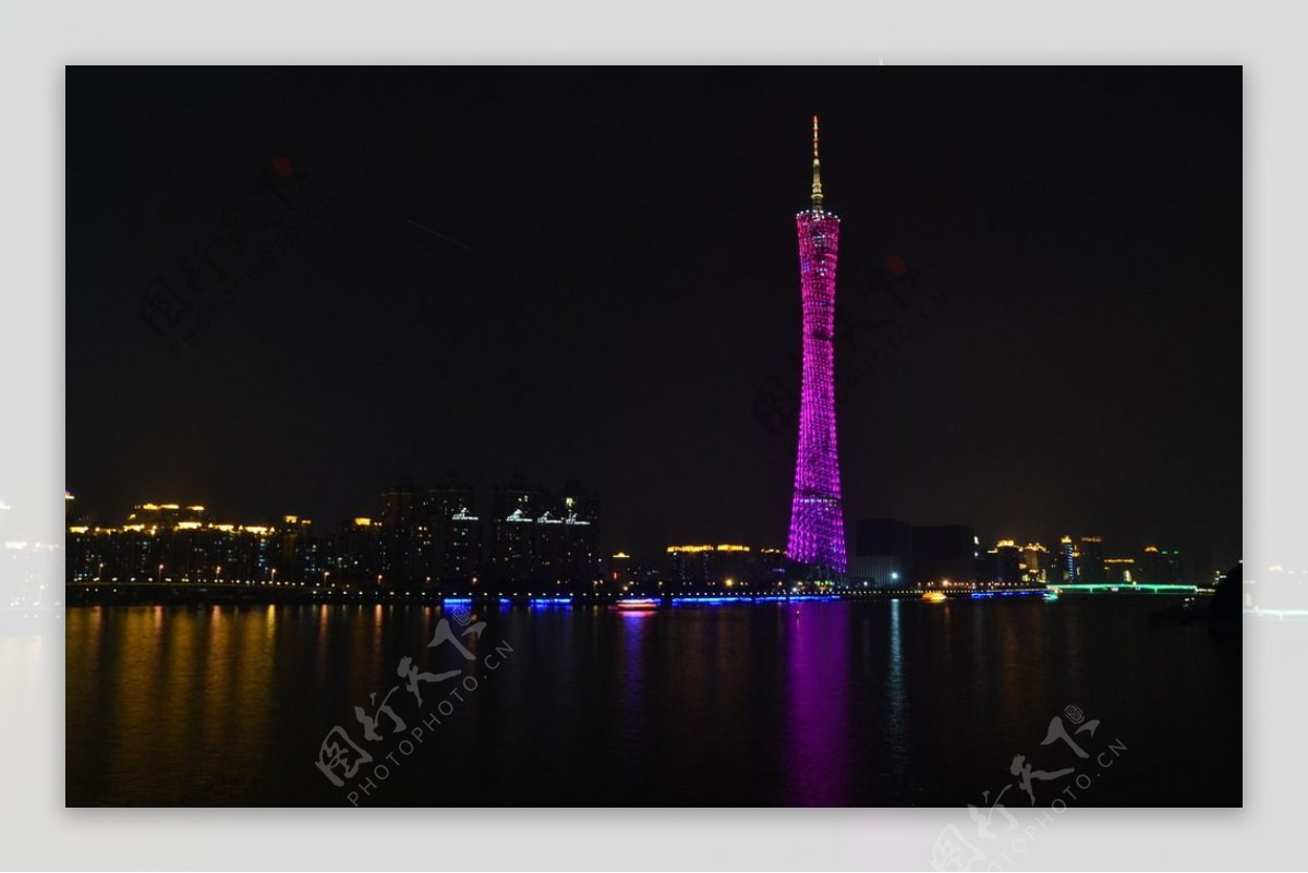 广州电视塔顶小蛮腰夜景图片
