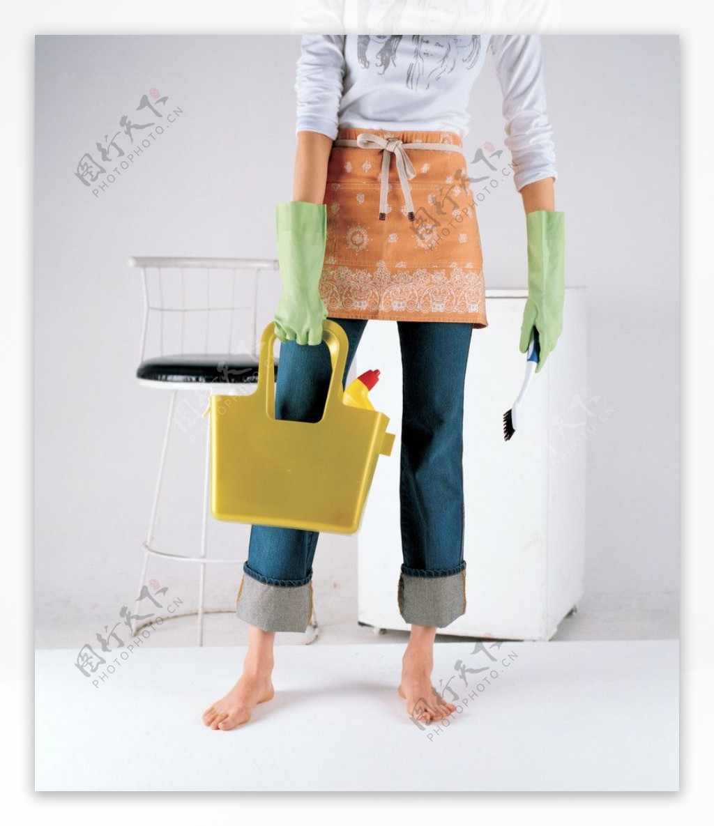 清洁工刷子水桶牛仔裤洗衣机图片素材图库