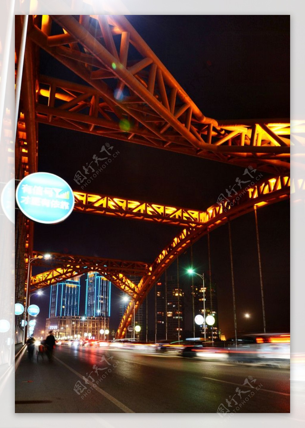 路桥夜景图片