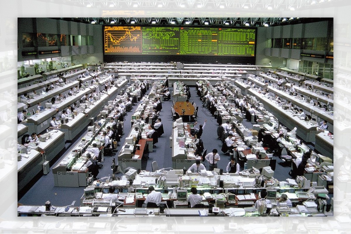 证券交易大厅图片