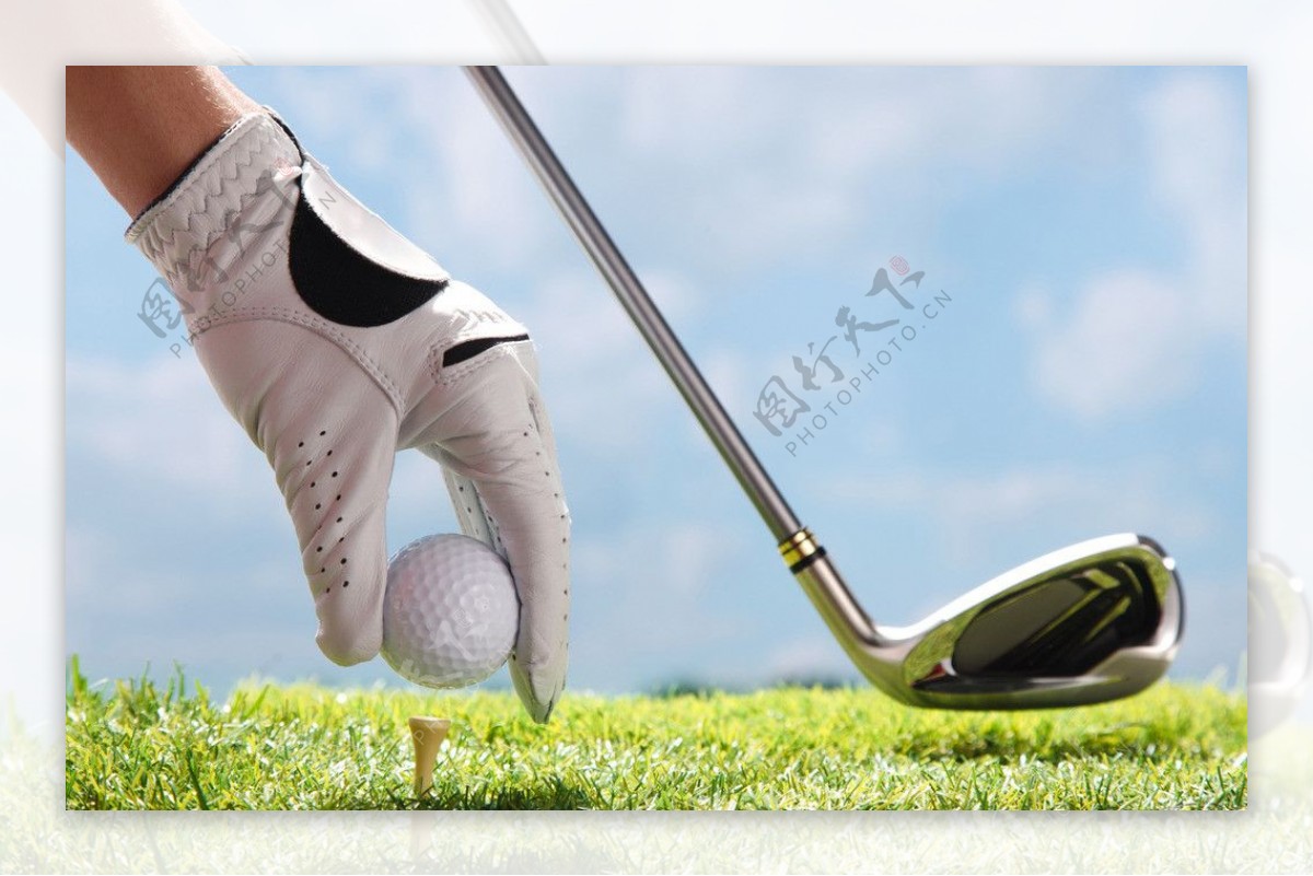 打高尔夫球图片大全-打高尔夫球高清图片下载-觅知网