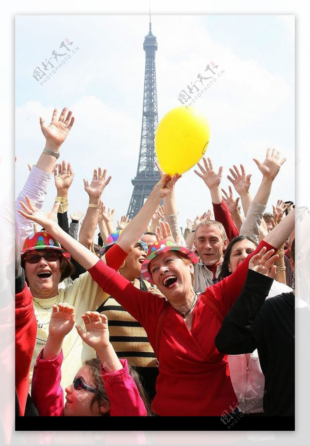 法国首都巴黎的埃菲尔铁塔图片