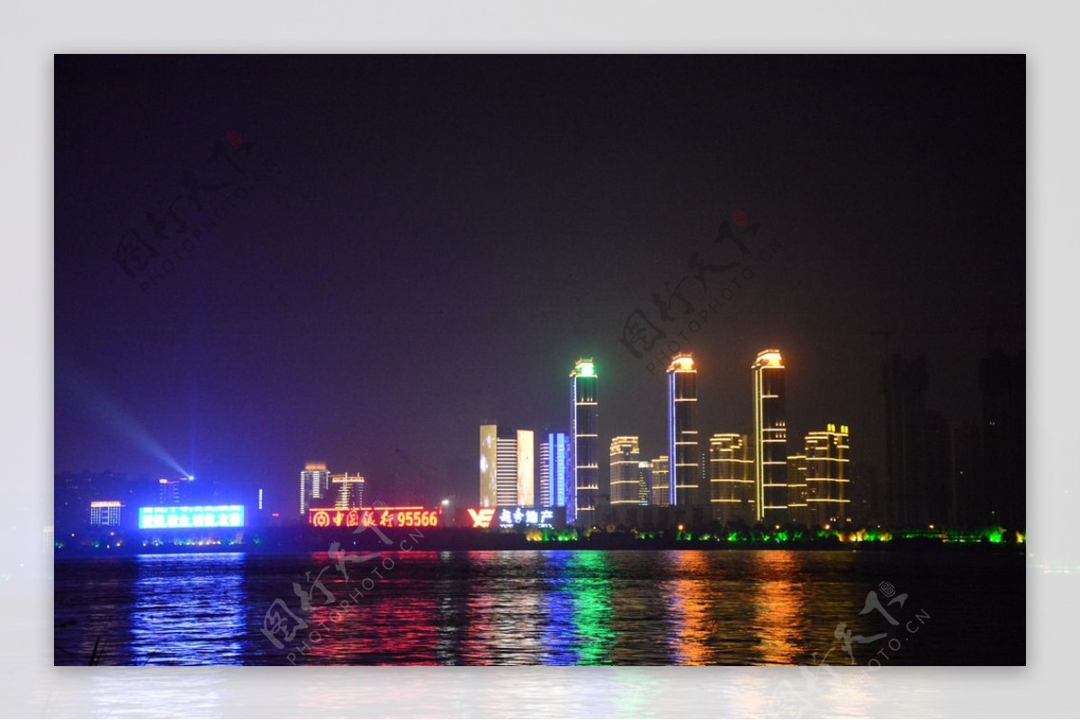 武汉长江夜景图片
