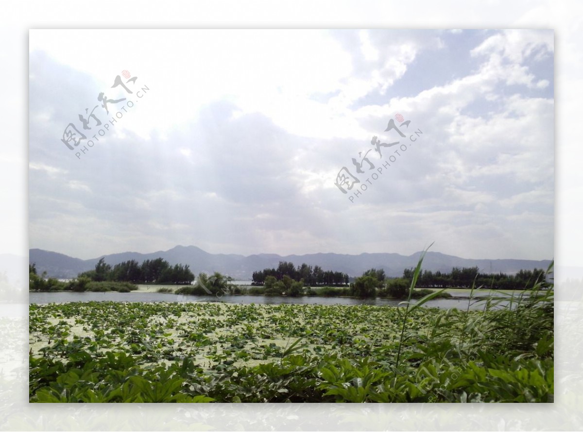 云南滇池淡水湖图片
