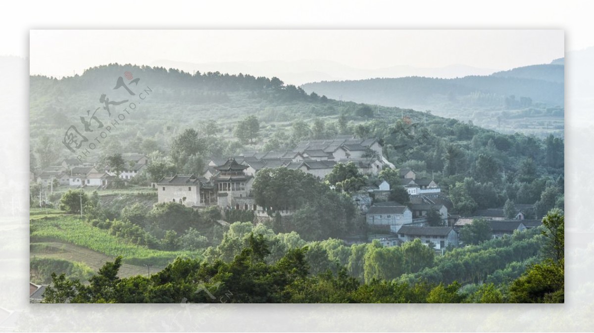 西文兴村远景图图片