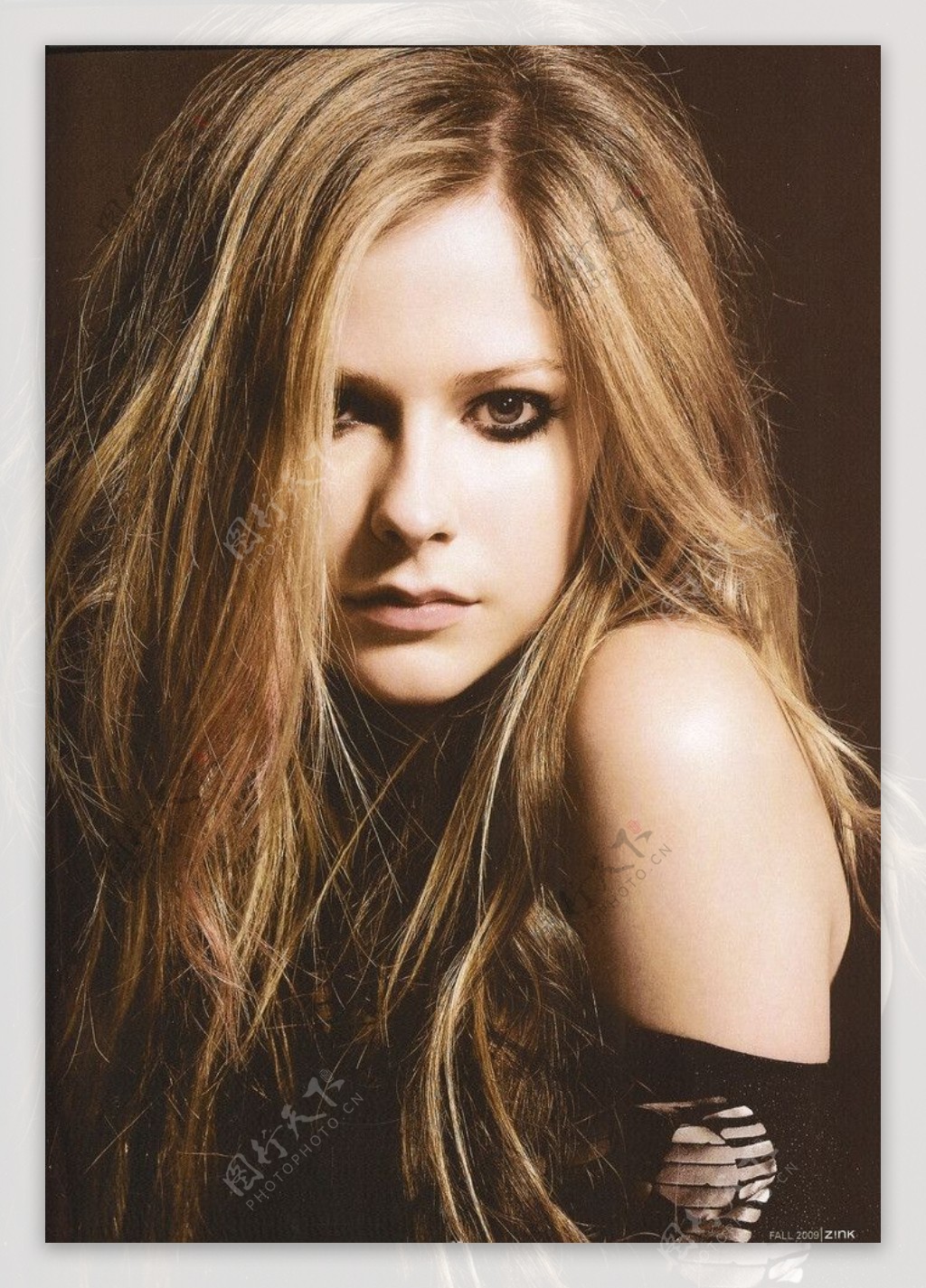 Avril Lavigne 艾薇儿写真海报-93 - 摇滚壁纸网