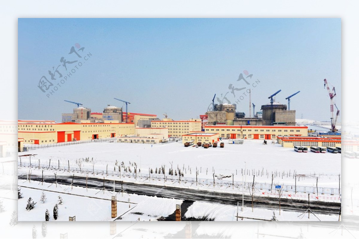 大连红沿河核电站一期工程雪后全景图图片