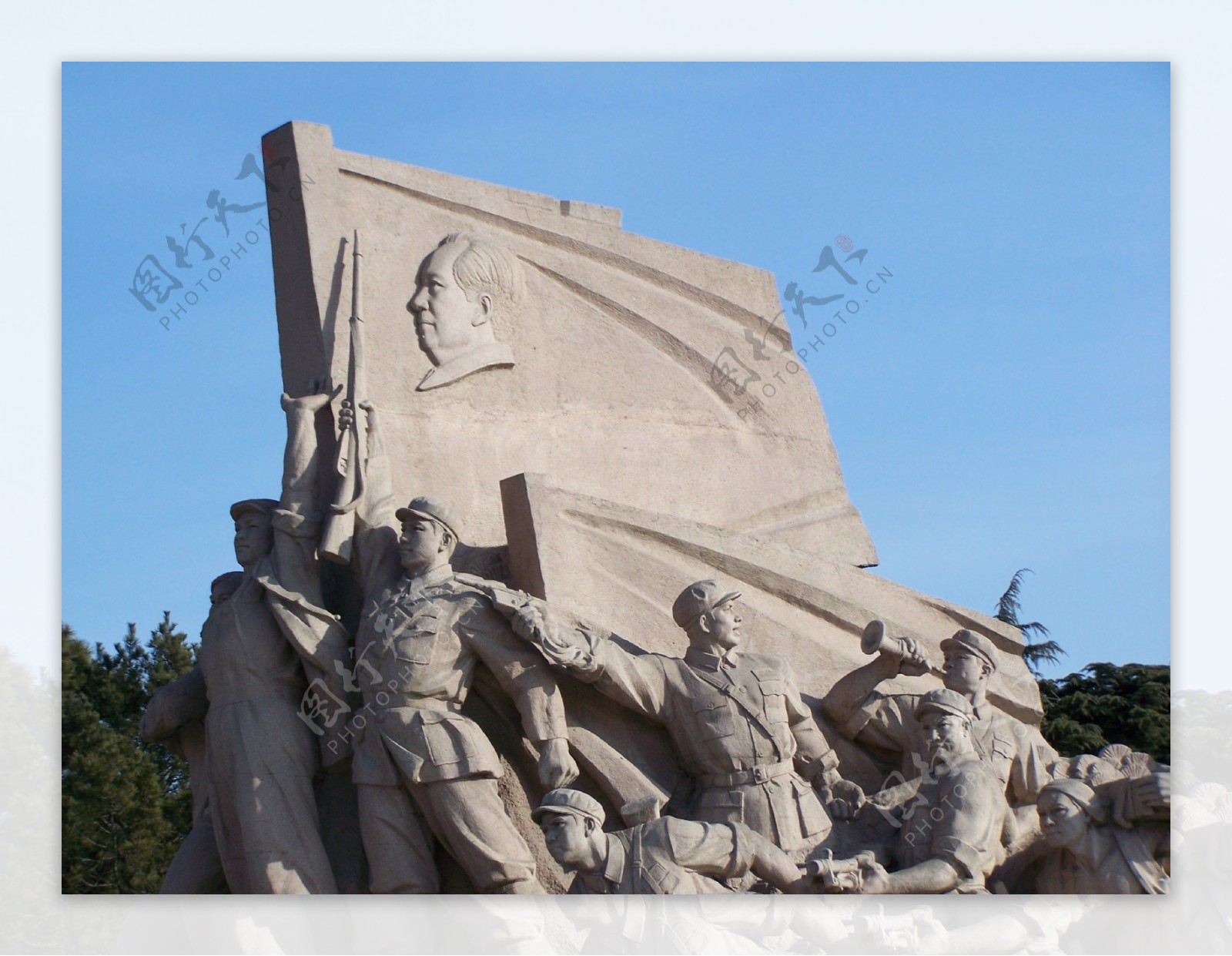 毛主席纪念堂前雕塑图片