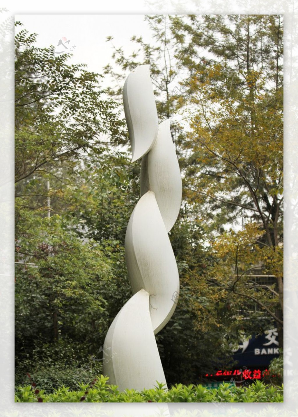 翠湖公园雕塑图片