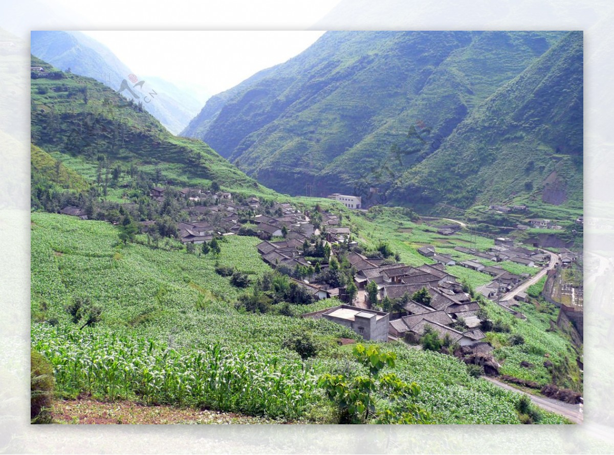 山沟民居图片