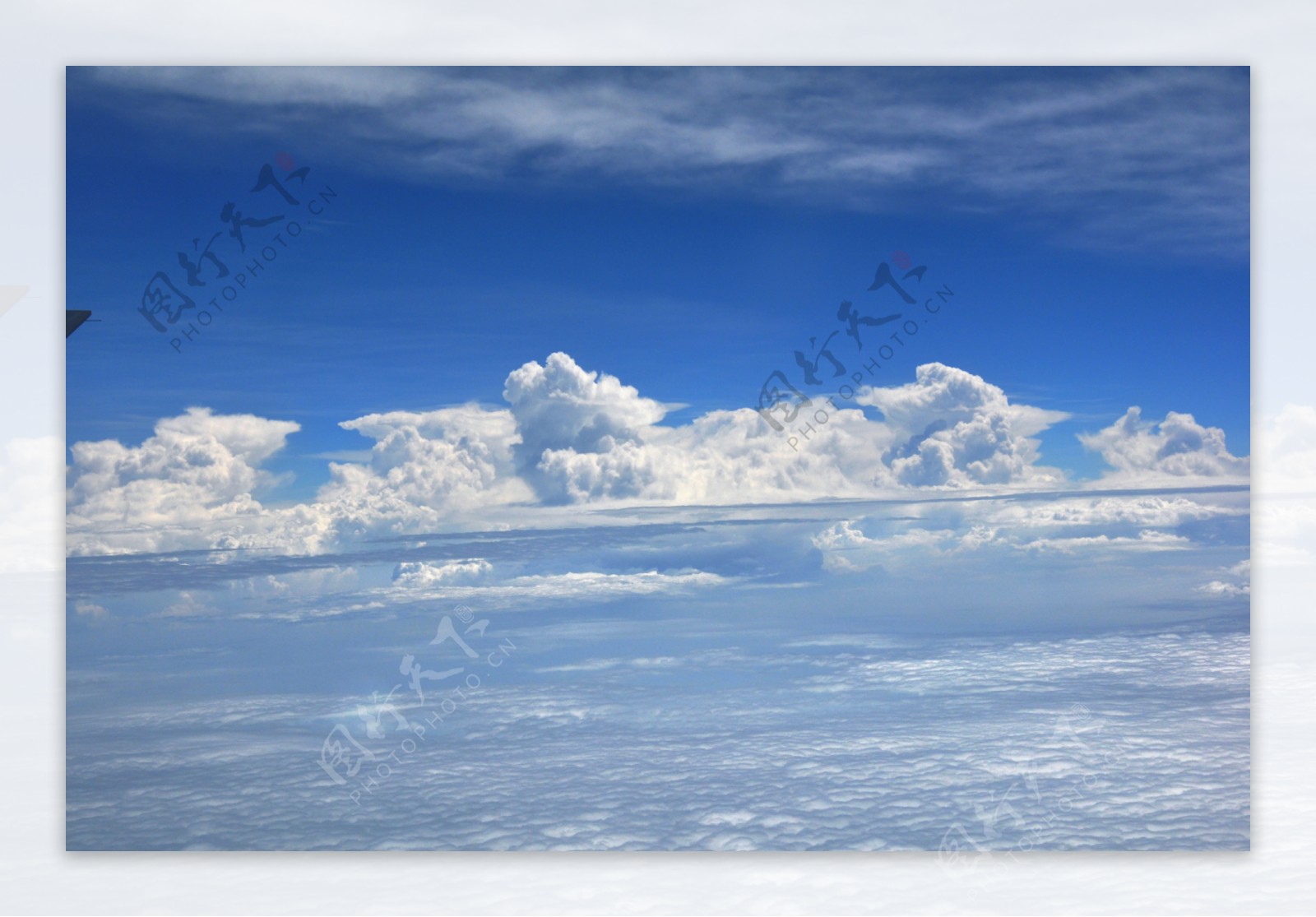 机上观云海图片