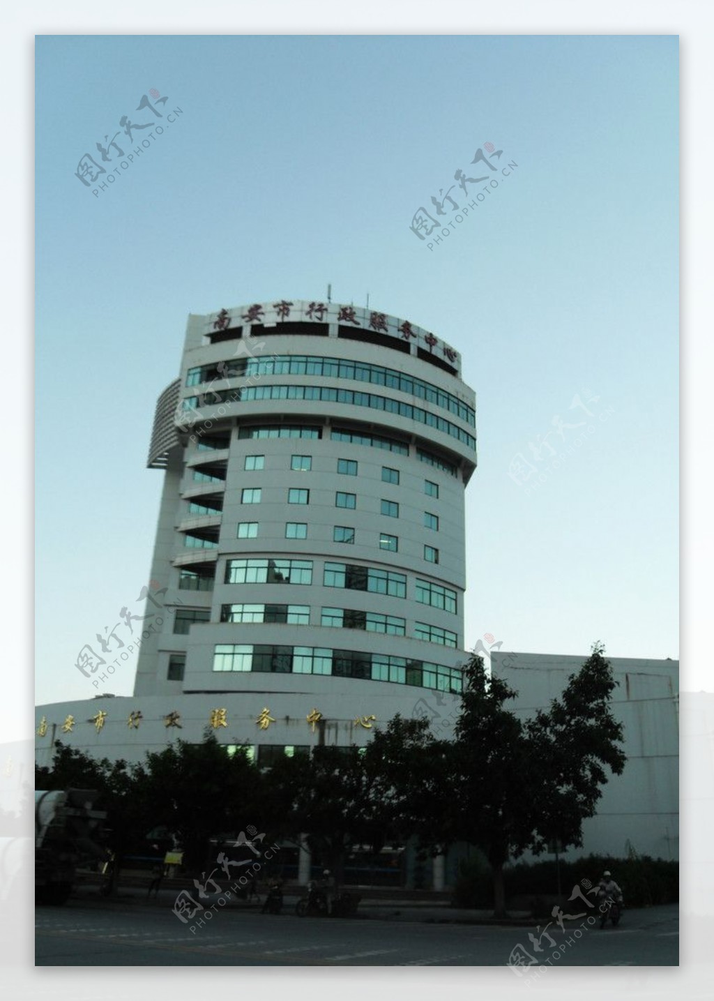 南安行政服务中心大厦图片
