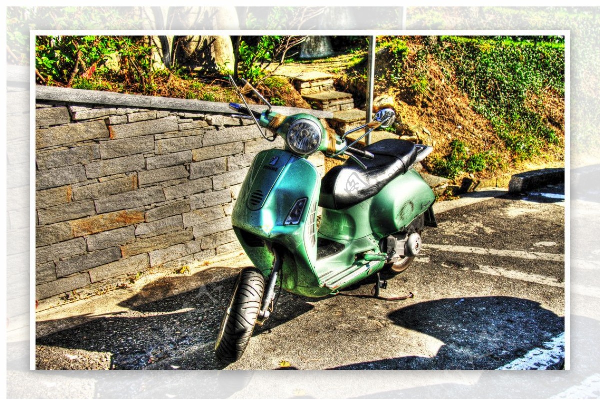绿色小轮摩托车图片