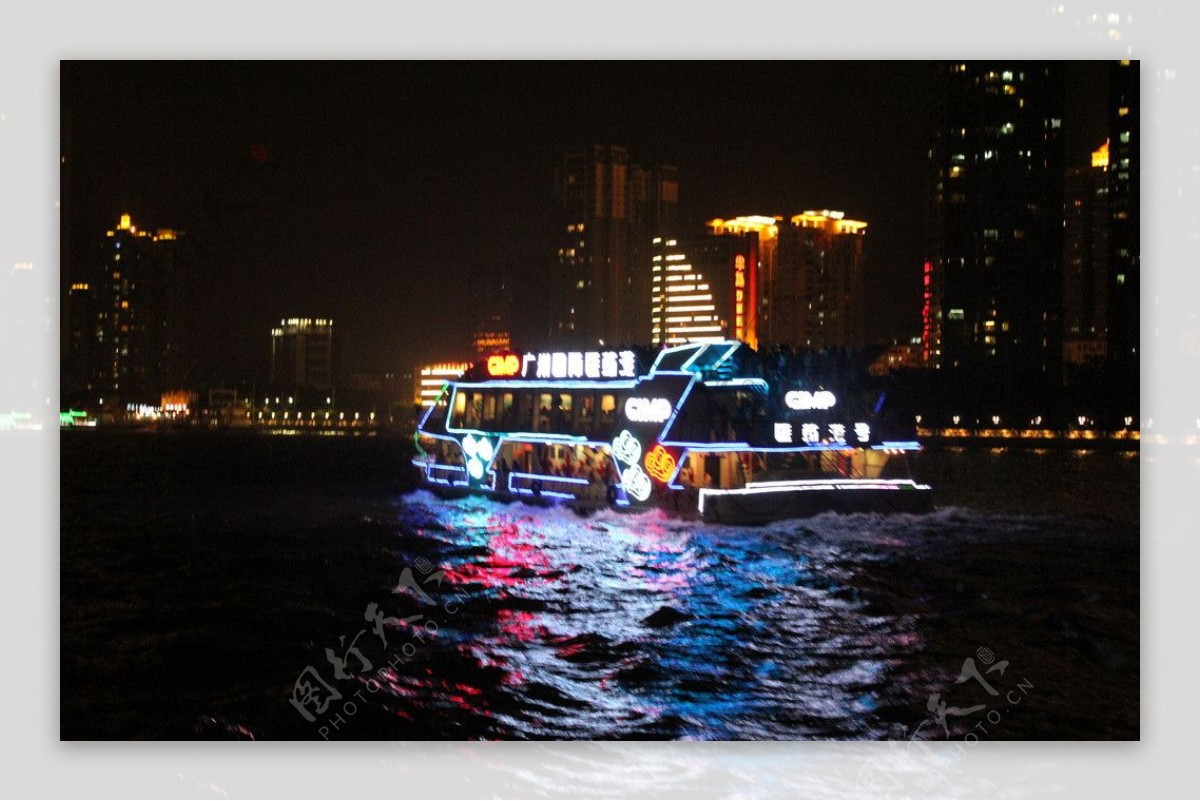 珠江夜游船图片
