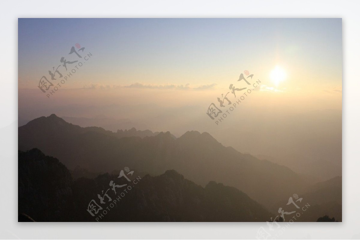 黄山日出前图片