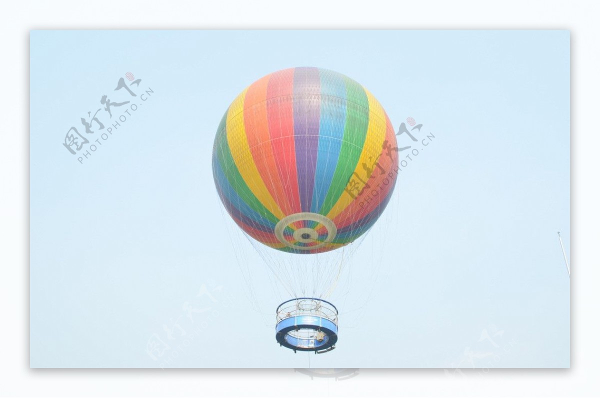 高空大型氦气球图片