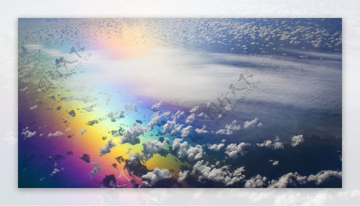 云朵彩虹唯美壁纸图片