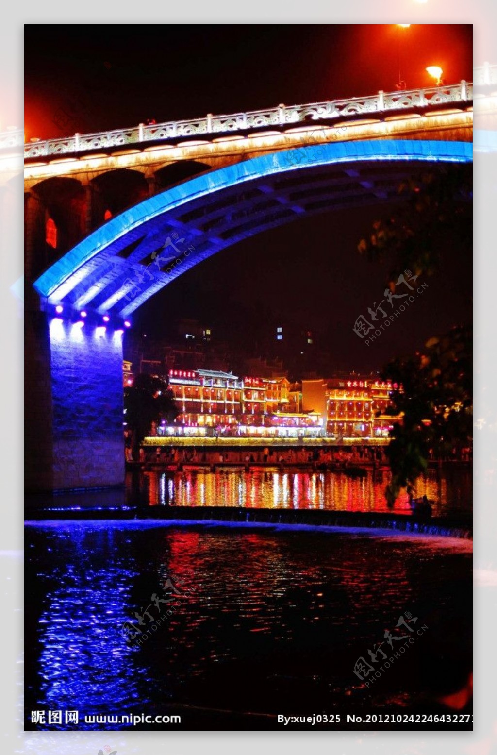 凤凰古城桥图片