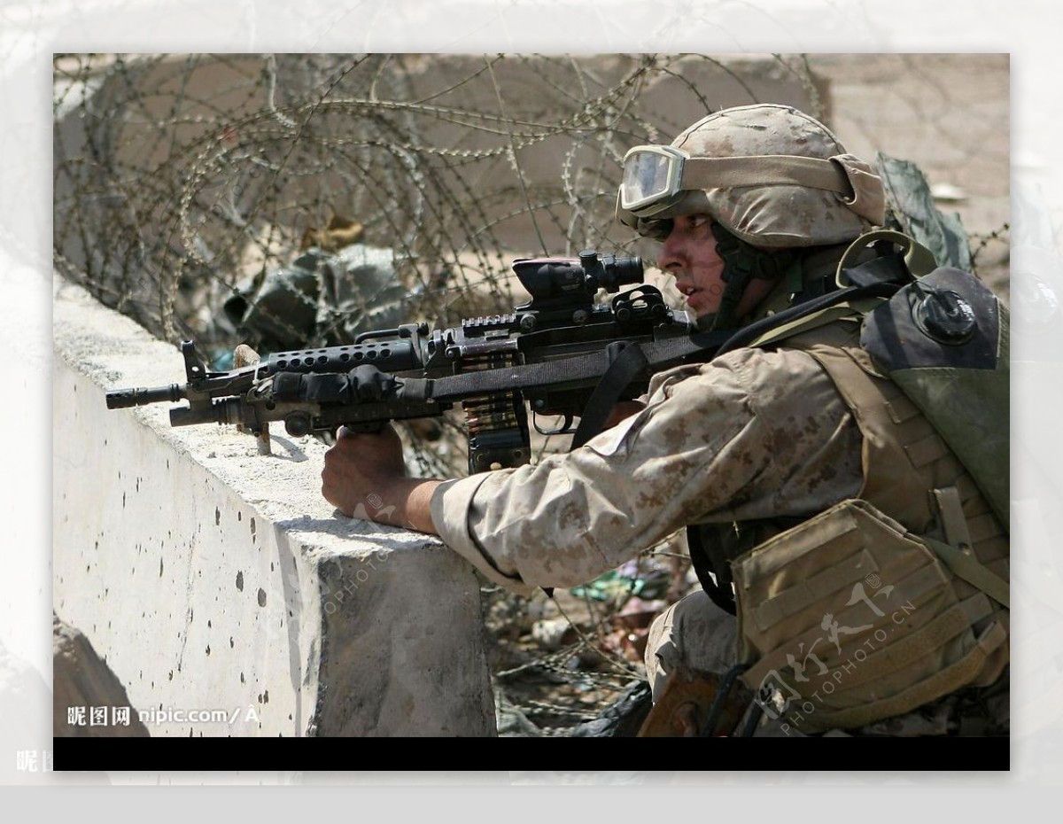 美军机枪手在伊拉克图片