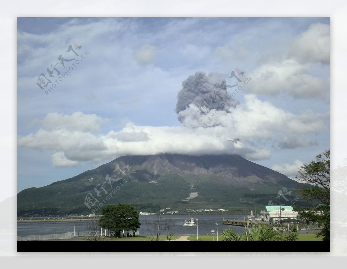 樱木火山喷发图片
