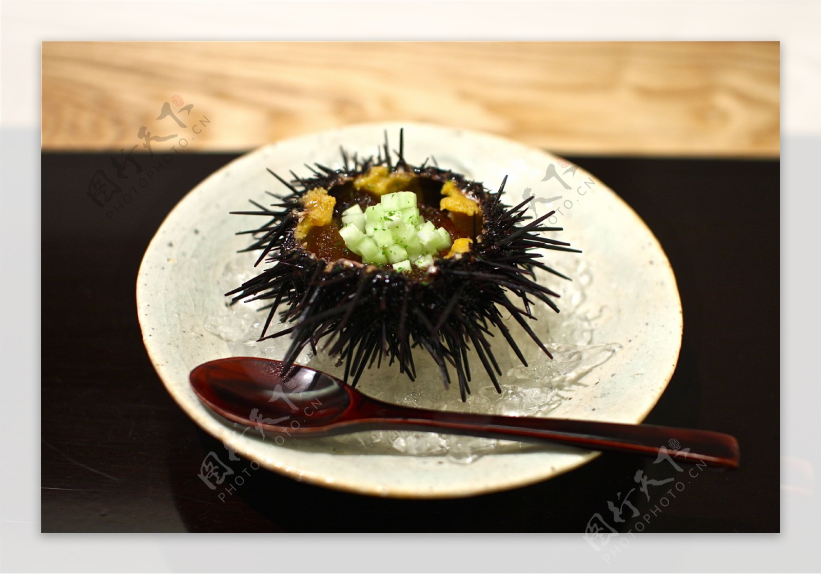 海胆日式料理图片