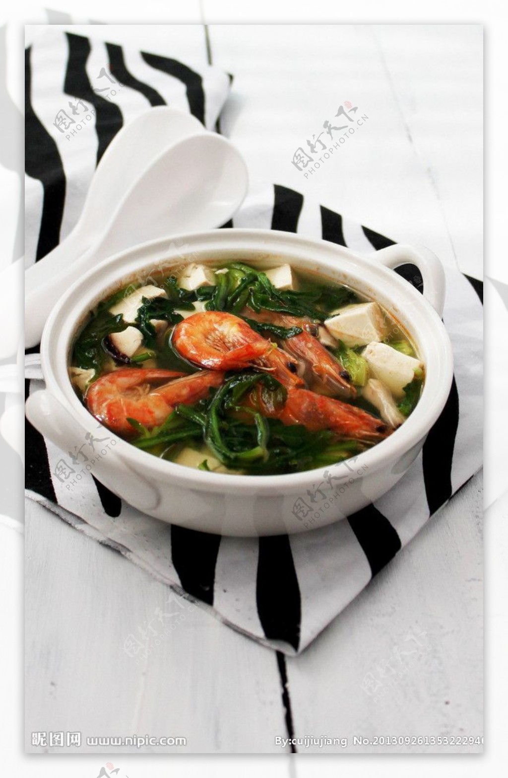 鲜虾豆腐汤图片