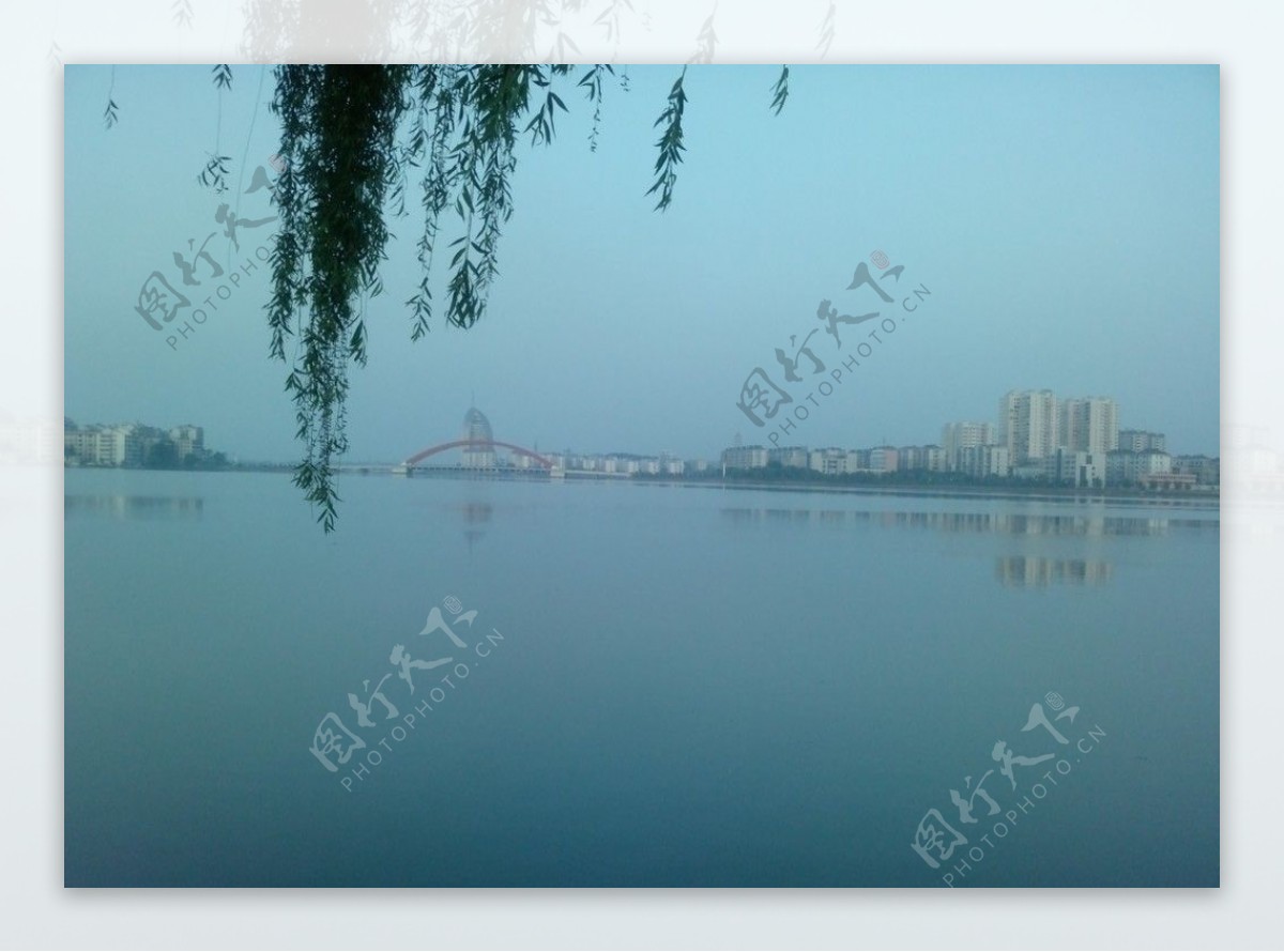 鄂州洋澜湖湖畔风景图片