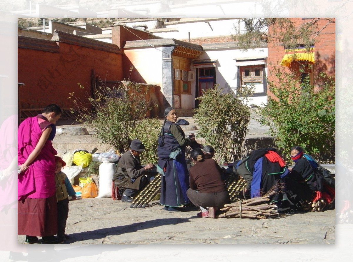 藏民干活图片