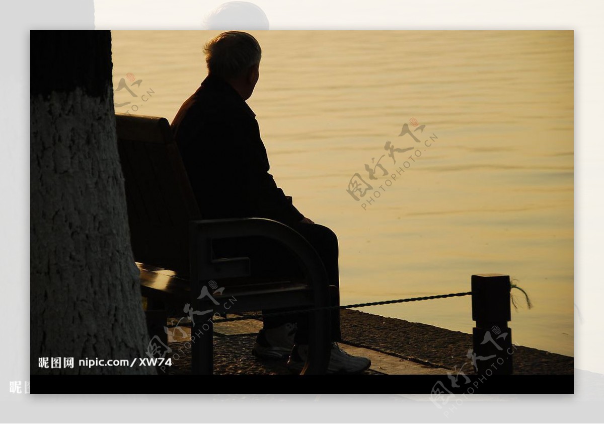 夕阳老人图片素材-正版创意图片500848109-摄图网