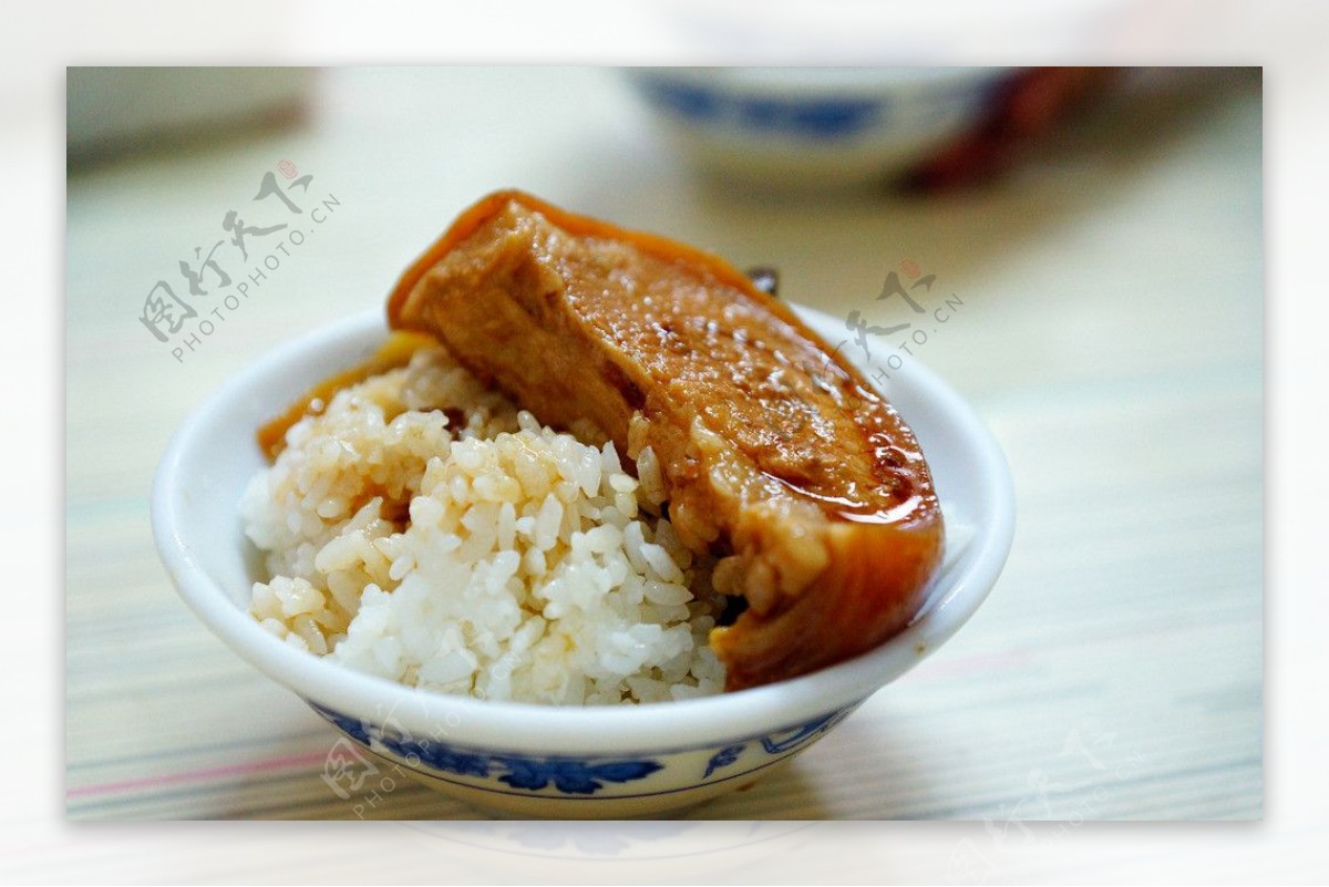 台湾彰化爌肉饭图片