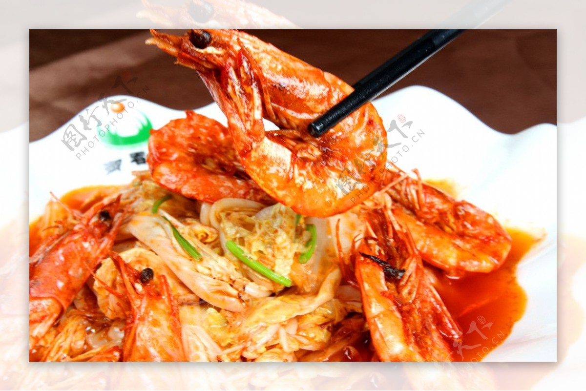 青岛特色名菜白菜炒大虾，鲜香美味，舔十遍手指都不够！