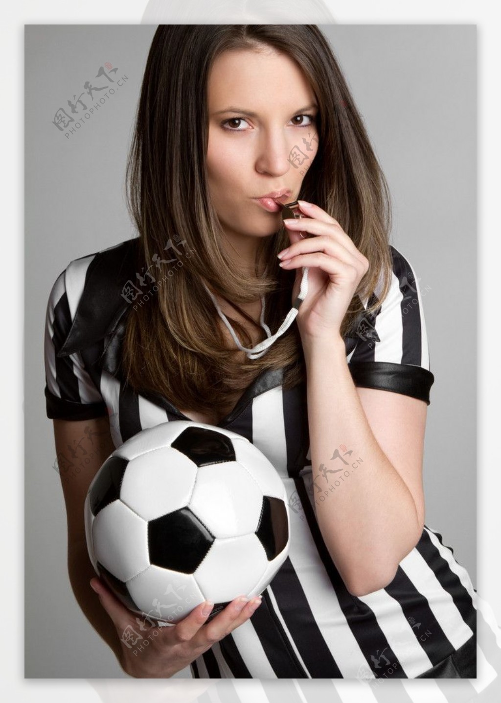 性感漂亮的女足球裁判图片