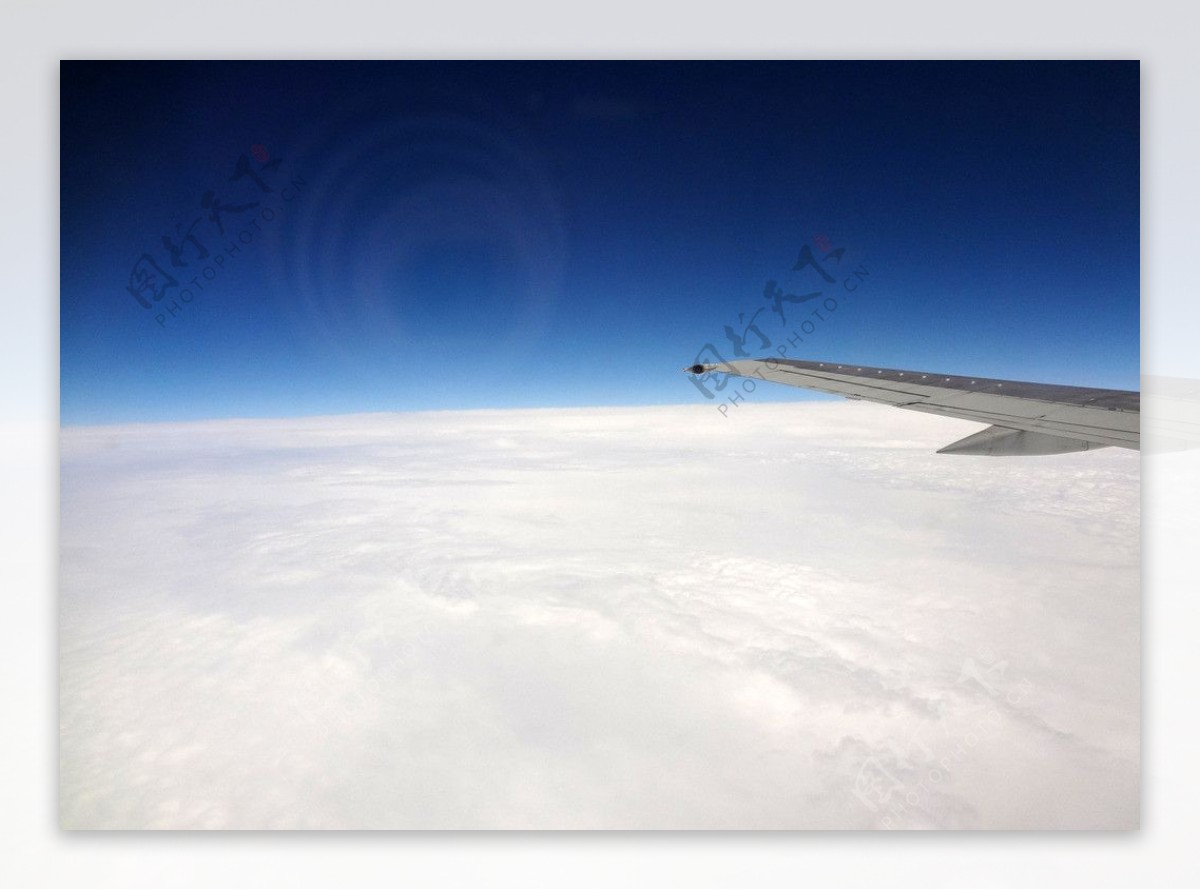 飞机上看云海图片
