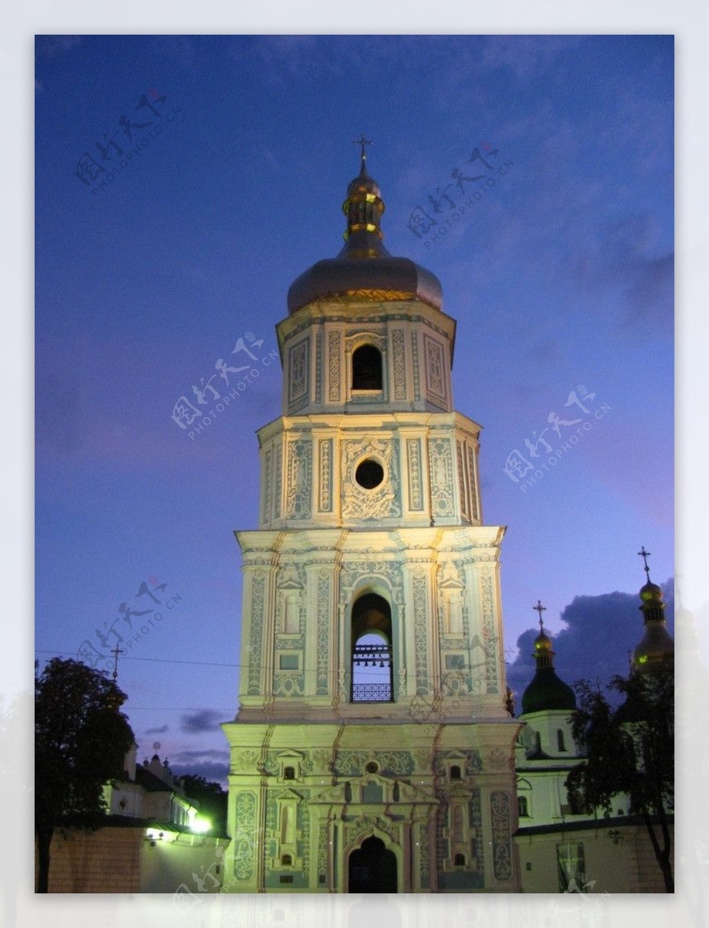 基辅圣米哈伊尔教堂图片