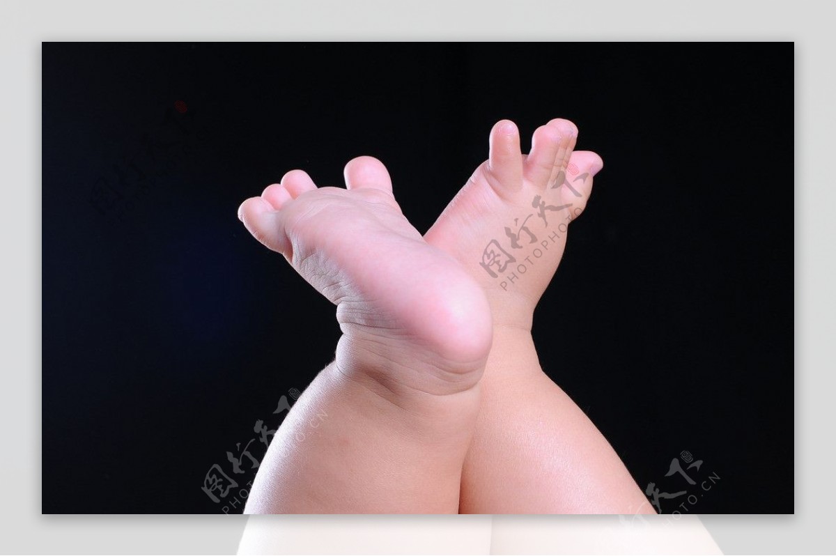 婴儿脚图片