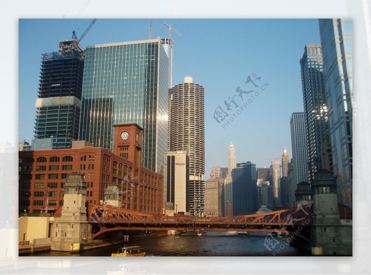 芝加哥芝加哥河两岸景观图片