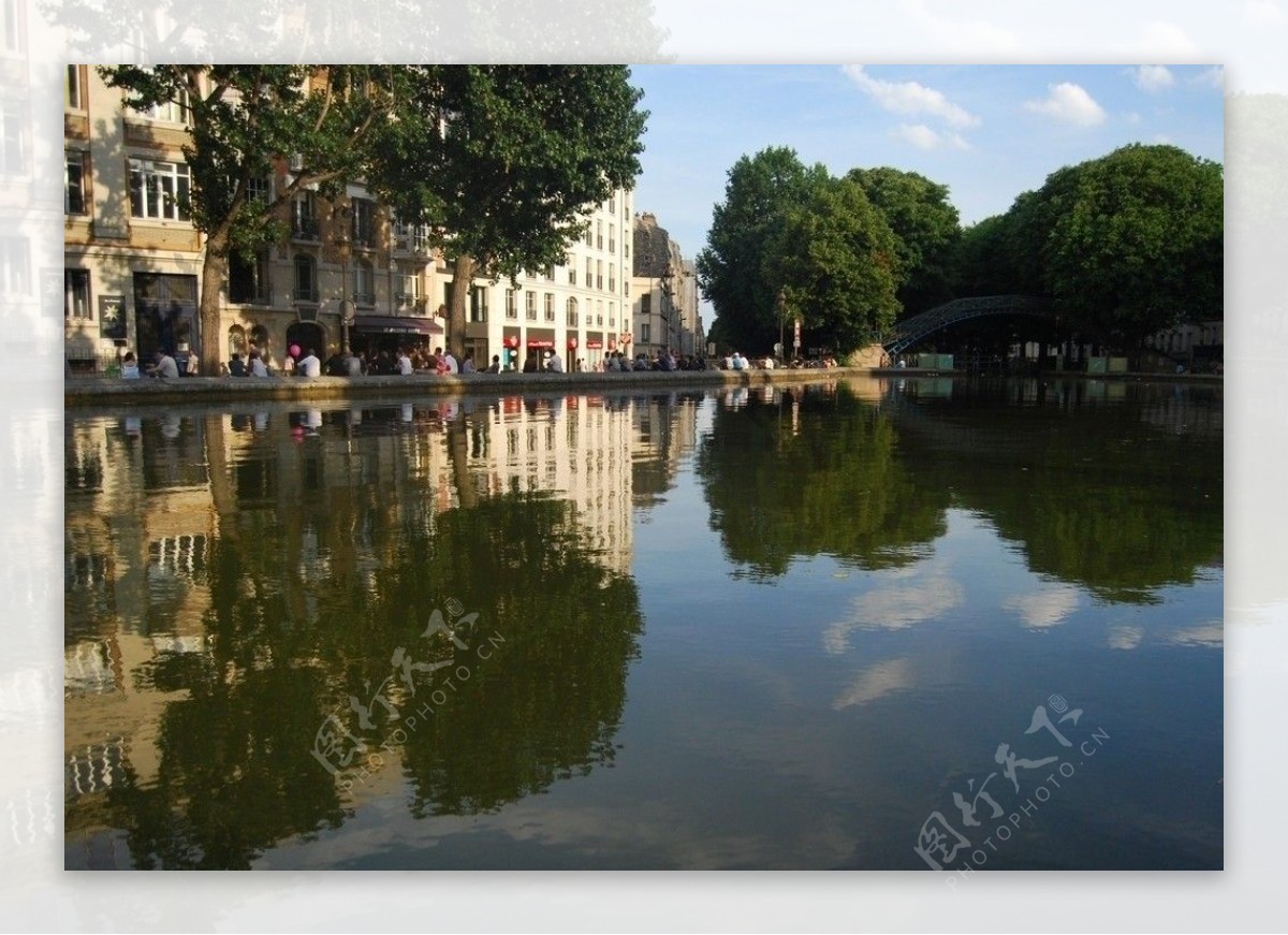 法国巴黎圣马丁运河图片