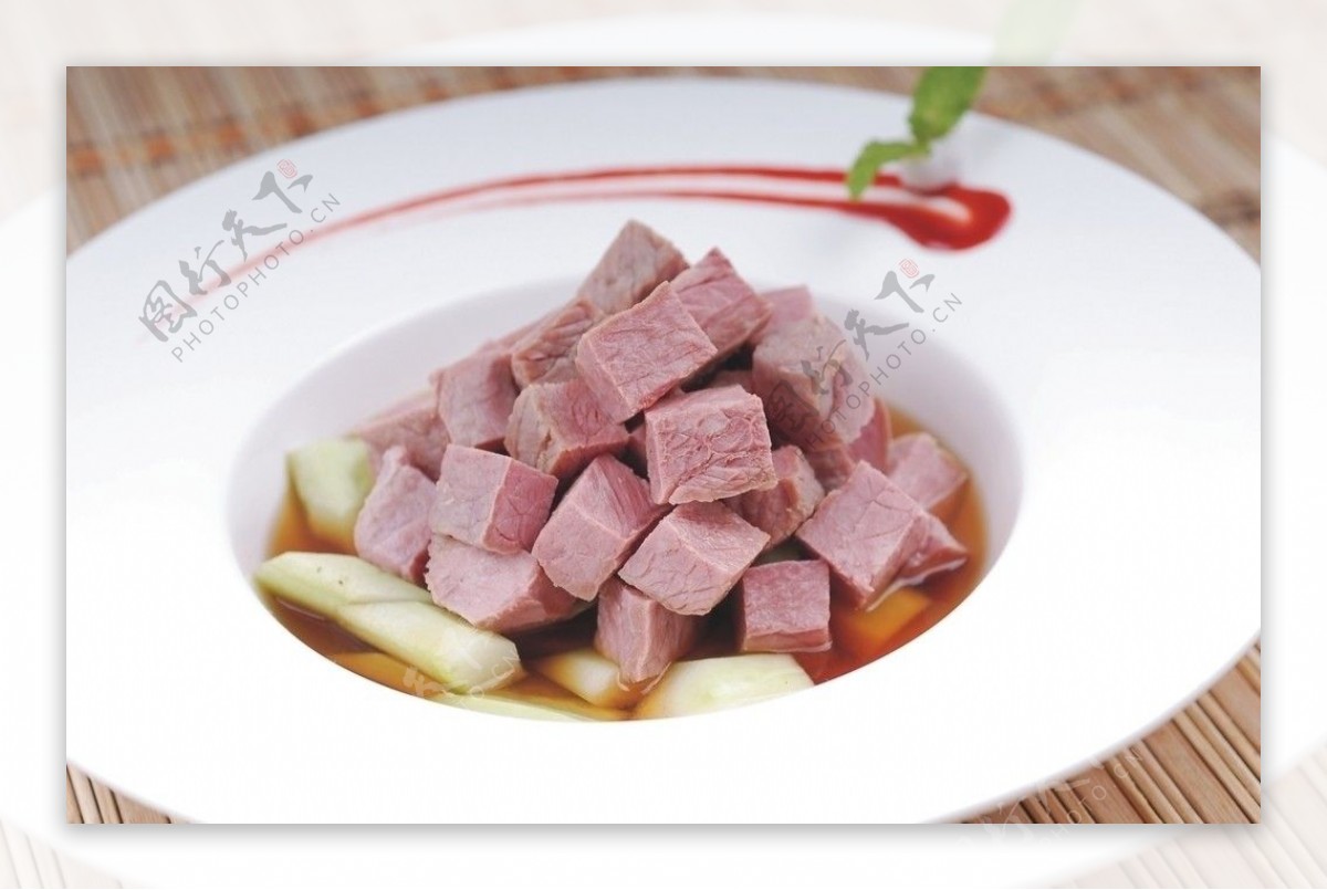 半汤泡菜牛肉图片